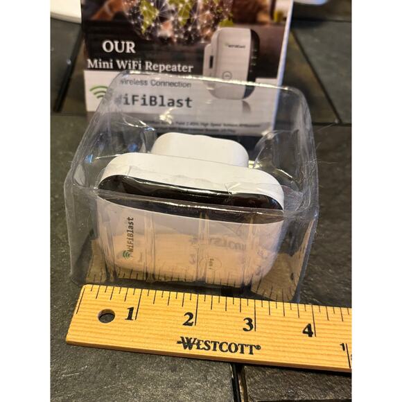 WiFi blast WiFi repeater new in box - Picture 6 of 6